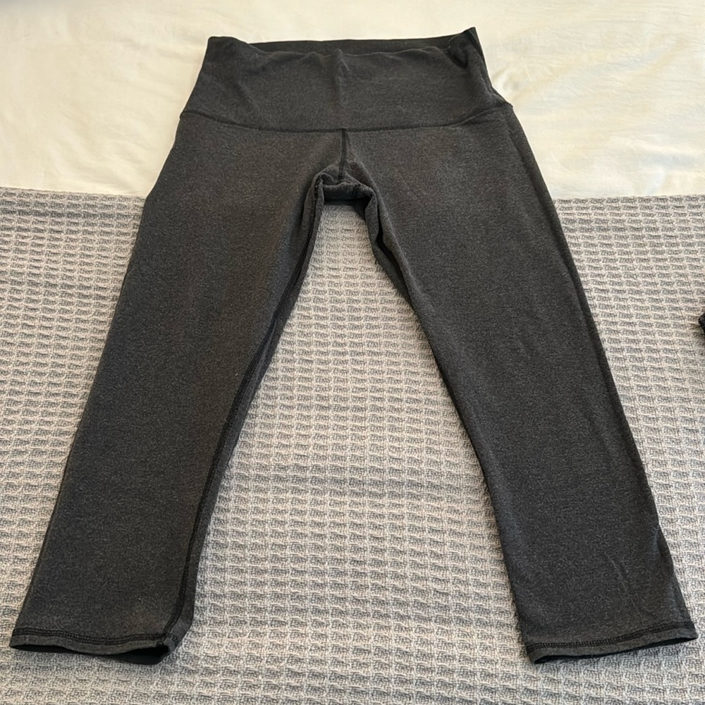 Lululemon leggings 23 in
